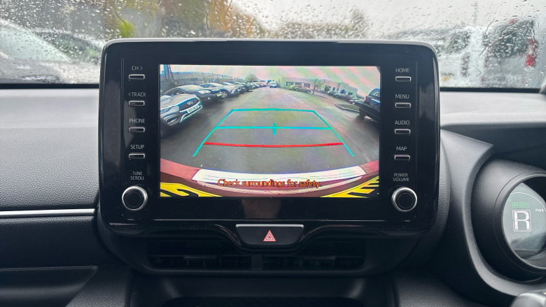 Toyota Yaris 1.5 Hybrid Design 5dr CVT Hybrid Hatchback